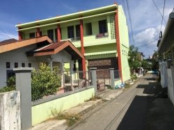 Jual Rumah dan Tanah lokasi strategis